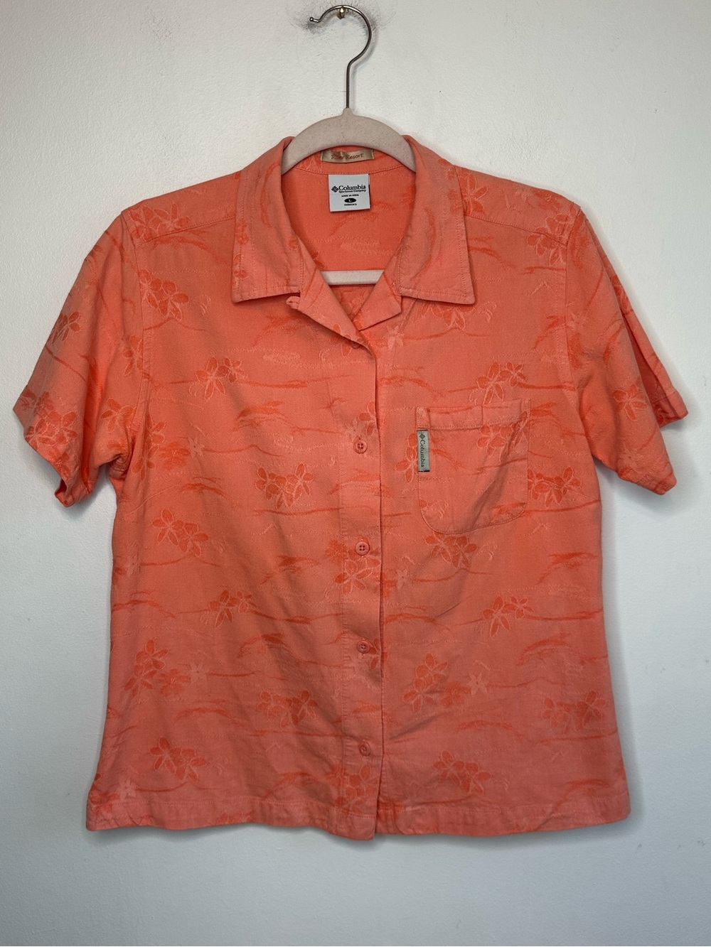Columbia Women’s River Resort VTG Coral Orange Peach Button Up Tee Size L Large